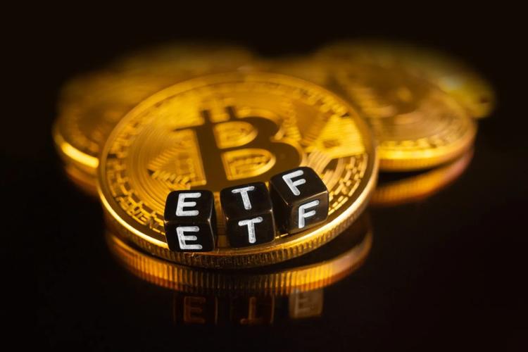 Spot Bitcoin ETFs recorded a total net inflow of $411 million on April 15.